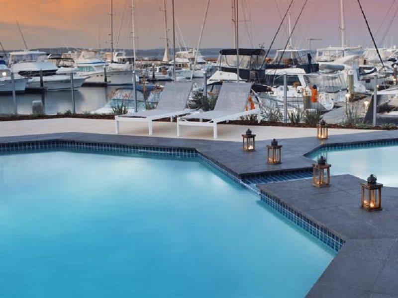 Hotel Anchorage Port Stephens à Corlette Extérieur photo