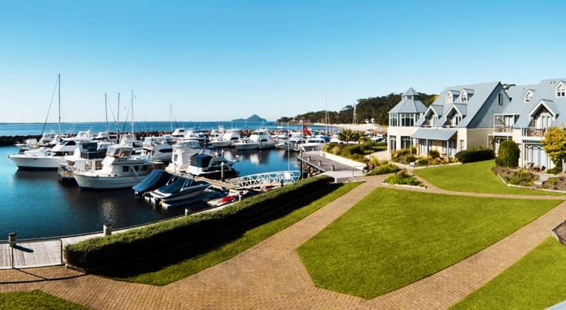 Hotel Anchorage Port Stephens à Corlette Extérieur photo